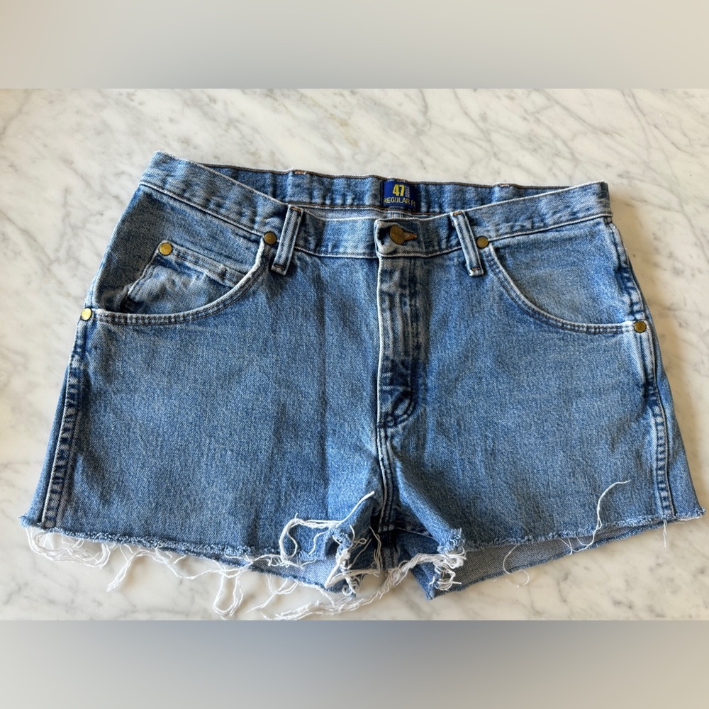 Wrangler Denim Shorts | size 33 waist